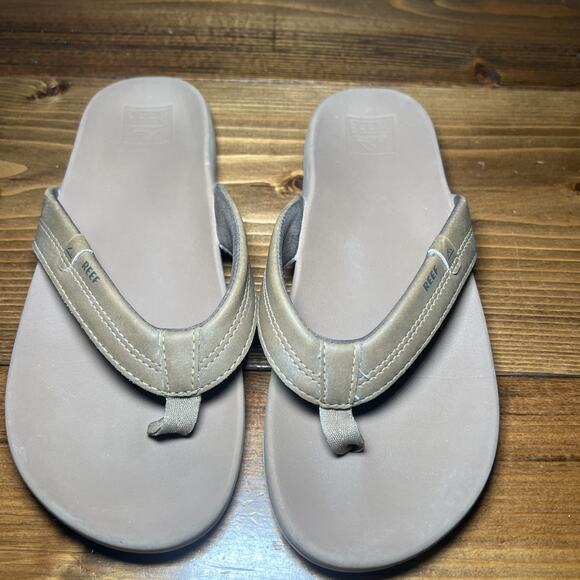Reef Big Boys Size 4 Flip Flop Sandals Brown VGUC - Picture 1 of 8